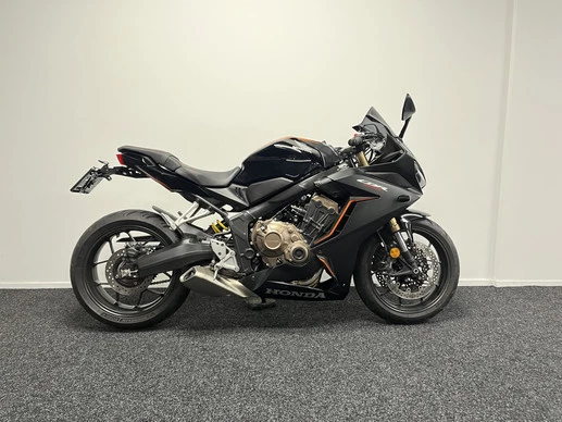 Honda CBR 650 - Afbeelding 1 van 21