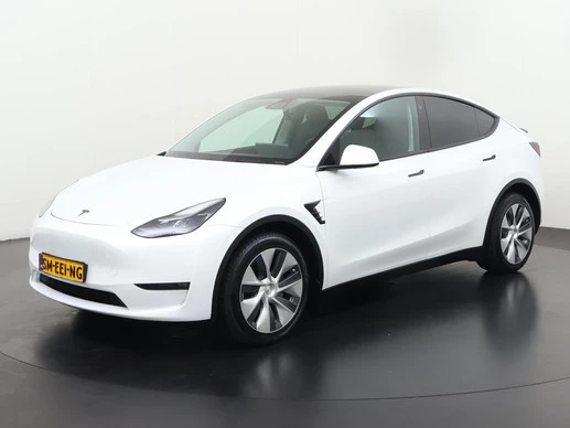 Tesla Model Y - Afbeelding 1 van 30