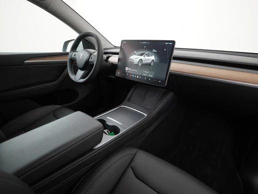 Tesla Model Y - Afbeelding 2 van 30