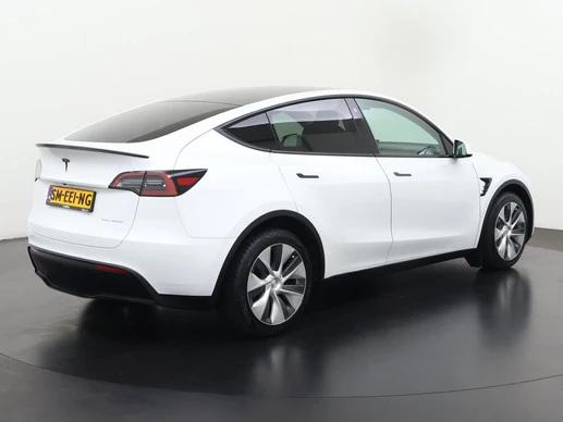 Tesla Model Y - Afbeelding 4 van 30