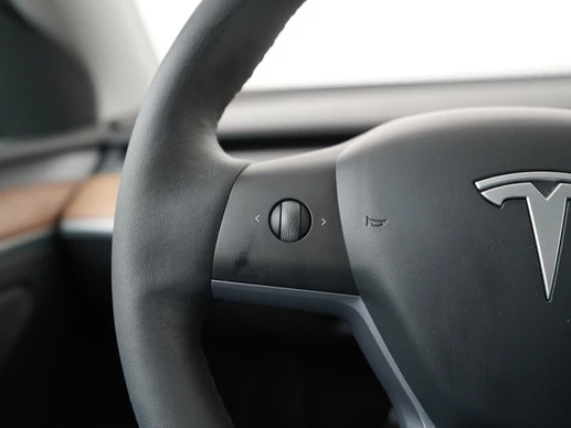Tesla Model Y - Afbeelding 7 van 30