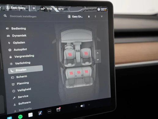 Tesla Model Y - Afbeelding 23 van 30