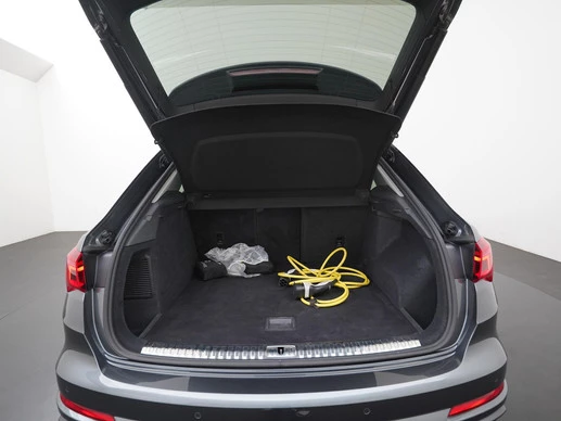 Audi Q3 - Afbeelding 29 van 30