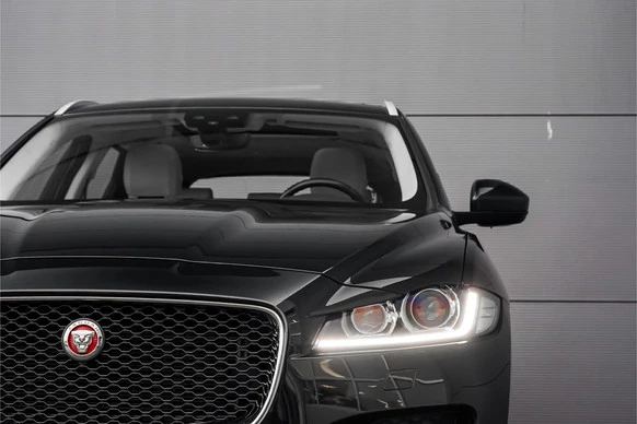 Jaguar F-PACE - Afbeelding 14 van 30