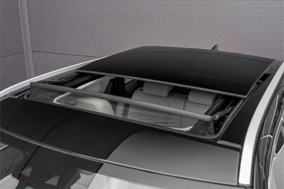 Jaguar F-PACE - Afbeelding 18 van 30