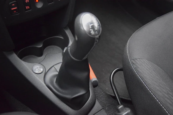 Dacia Logan - Afbeelding 13 van 20