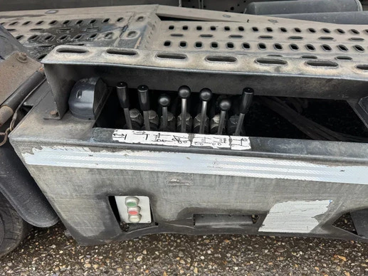 Mercedes-Benz Actros - Afbeelding 12 van 27