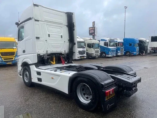 Mercedes-Benz Actros - Afbeelding 4 van 16