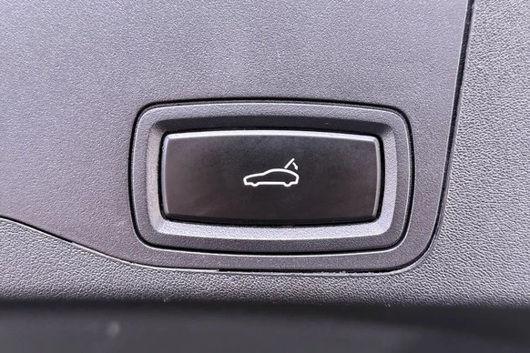 Porsche Taycan - Afbeelding 14 van 30