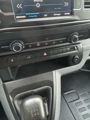 Peugeot Expert - Afbeelding 26 van 30