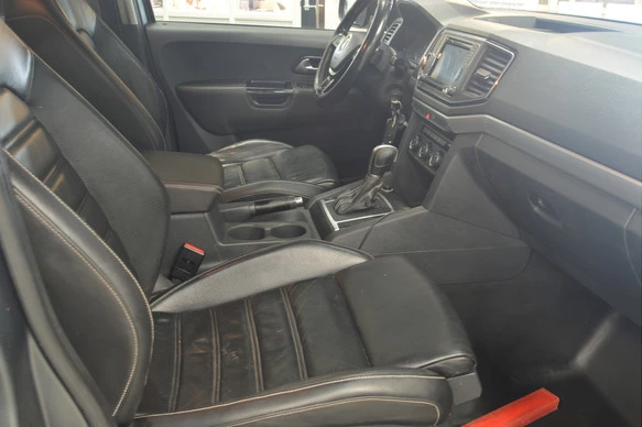 Volkswagen Amarok - Afbeelding 10 van 27
