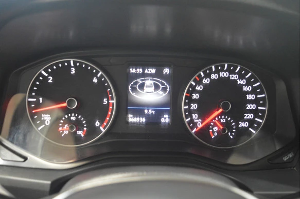 Volkswagen Amarok - Afbeelding 23 van 27