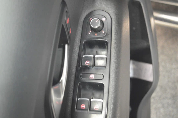 Volkswagen Amarok - Afbeelding 25 van 27