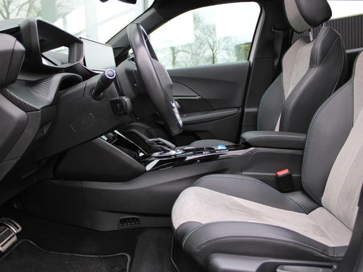 Peugeot e-2008 - Afbeelding 13 van 30