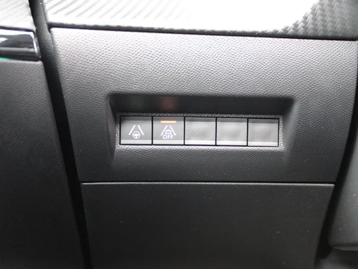 Peugeot e-2008 - Afbeelding 27 van 30