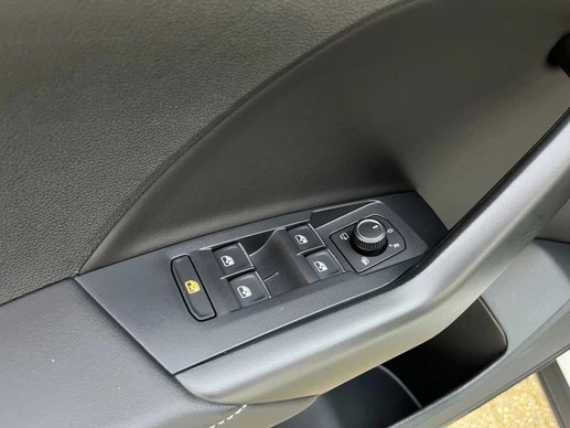 Volkswagen T-Cross - Afbeelding 27 van 30