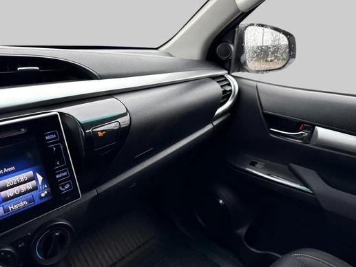 Toyota Hilux - Afbeelding 16 van 29