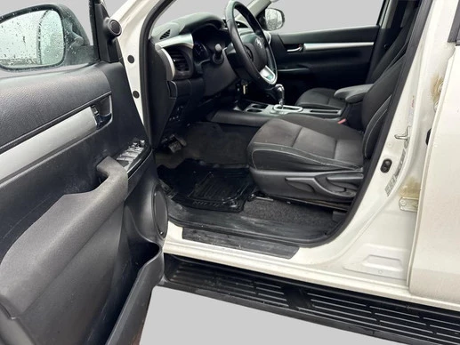 Toyota Hilux - Afbeelding 18 van 29
