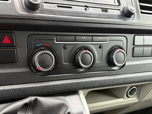 Volkswagen Transporter - Afbeelding 11 van 30