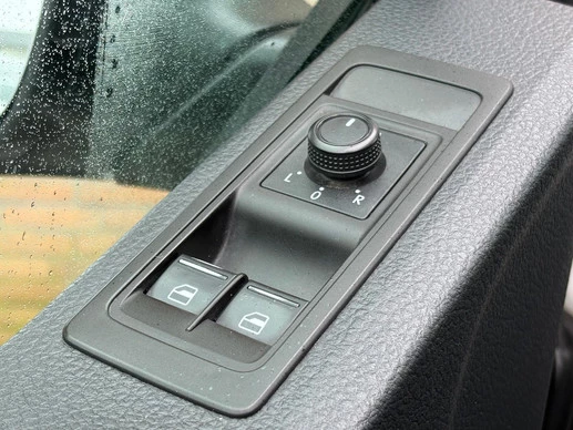 Volkswagen Transporter - Afbeelding 19 van 30