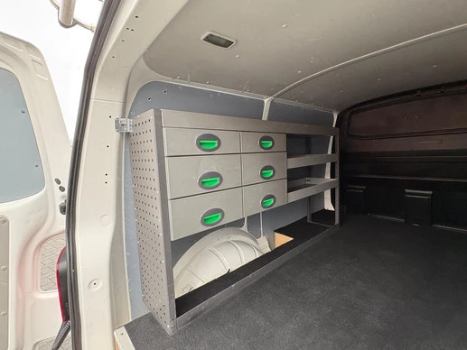 Volkswagen Transporter - Afbeelding 25 van 30