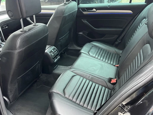 Volkswagen Passat - Afbeelding 6 van 19