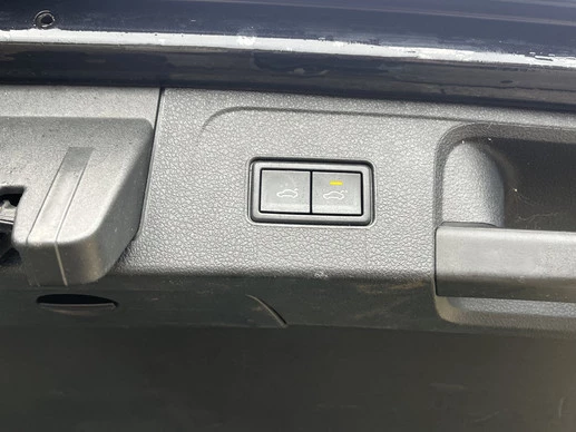 Volkswagen Passat - Afbeelding 15 van 19