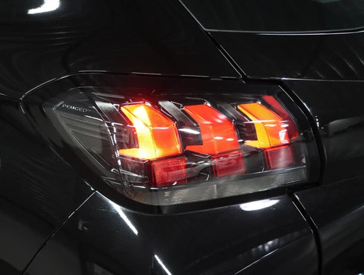 Peugeot e-208 - Afbeelding 17 van 30