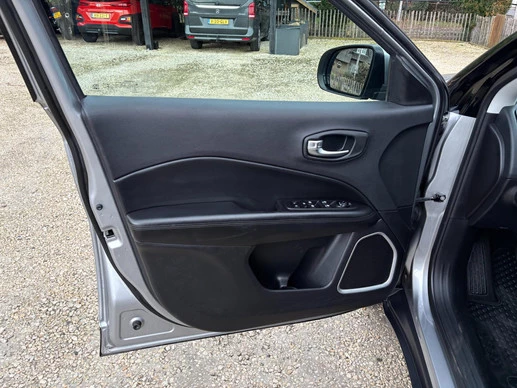 Jeep Compass - Afbeelding 9 van 30