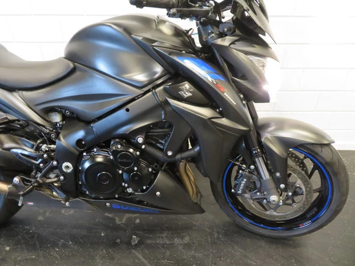 Suzuki GSX - Afbeelding 9 van 13