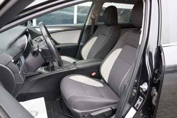 Toyota Avensis - Afbeelding 8 van 30