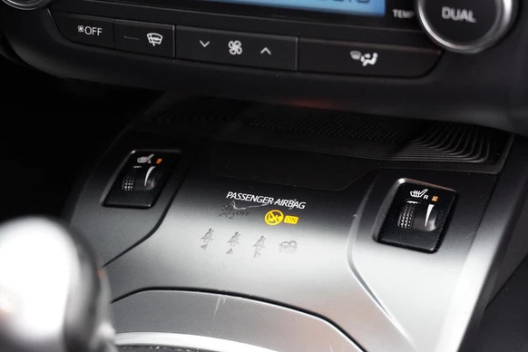 Toyota Avensis - Afbeelding 27 van 30