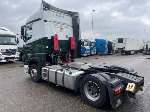 Mercedes-Benz Actros - Afbeelding 4 van 13
