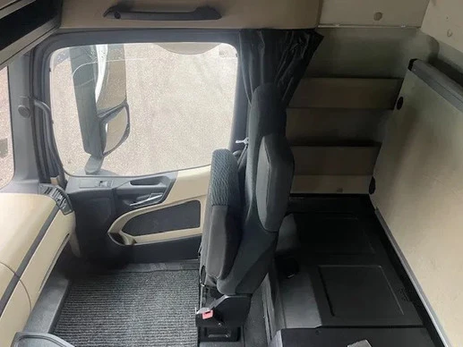 Mercedes-Benz Actros - Afbeelding 7 van 13