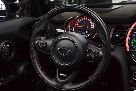 MINI Cooper Cabrio - Afbeelding 17 van 30