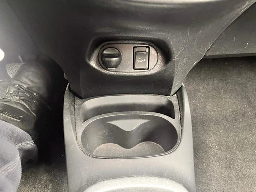 Toyota Yaris - Afbeelding 25 van 30