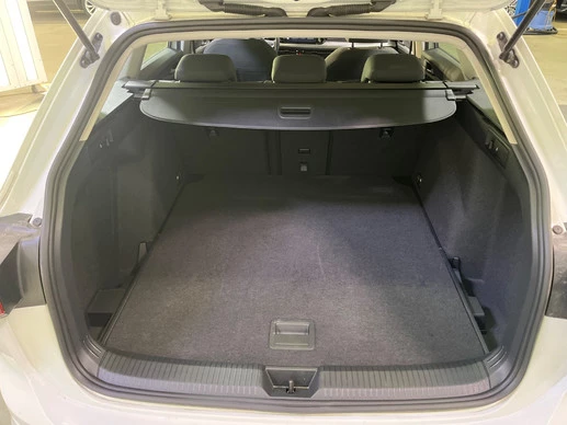 Volkswagen Golf - Afbeelding 9 van 12