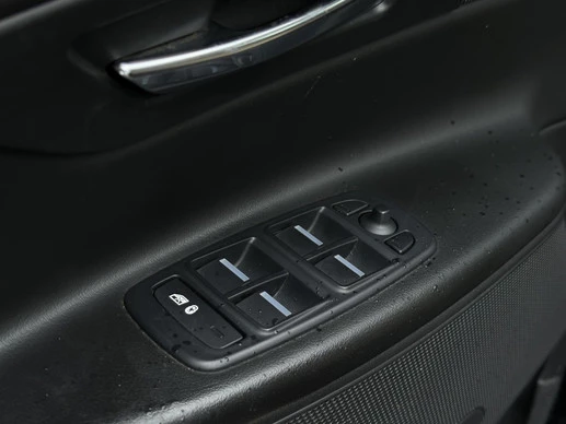 Jaguar XE - Afbeelding 16 van 30