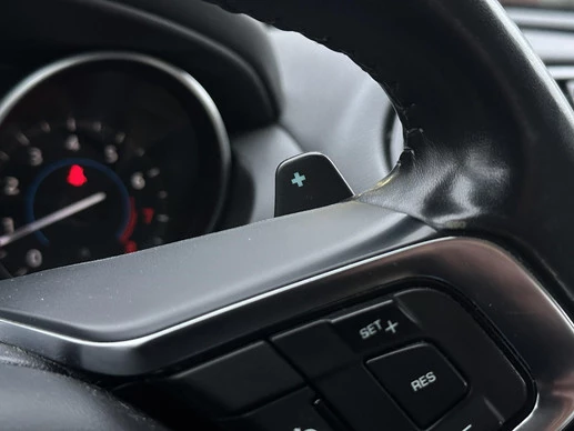 Jaguar XE - Afbeelding 27 van 30