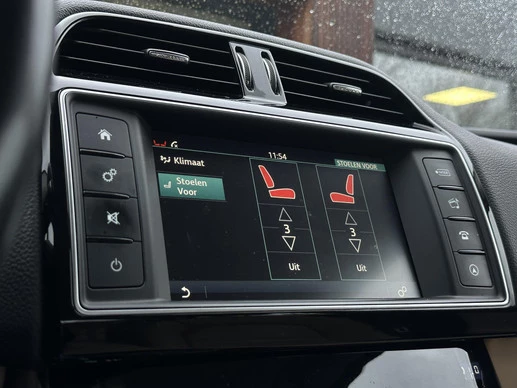 Jaguar XE - Afbeelding 29 van 30