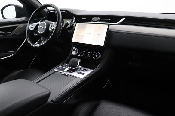Jaguar F-PACE - Afbeelding 18 van 30