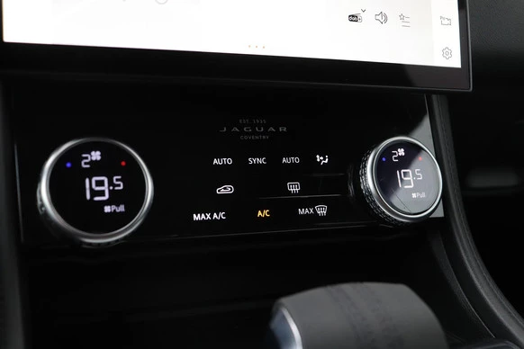 Jaguar F-PACE - Afbeelding 28 van 30