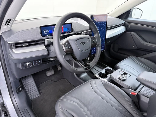 Ford Mustang Mach-E - Afbeelding 10 van 30