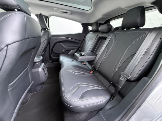 Ford Mustang Mach-E - Afbeelding 12 van 30