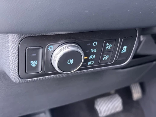 Ford Mustang Mach-E - Afbeelding 29 van 30