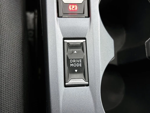 Peugeot e-2008 - Afbeelding 11 van 24