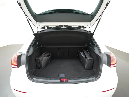 Mercedes-Benz A-Klasse - Afbeelding 28 van 30