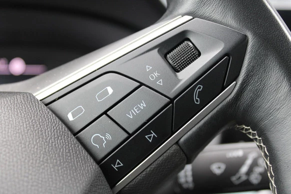 SEAT Arona - Afbeelding 18 van 30