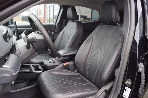 Ford Mustang Mach-E - Afbeelding 3 van 30