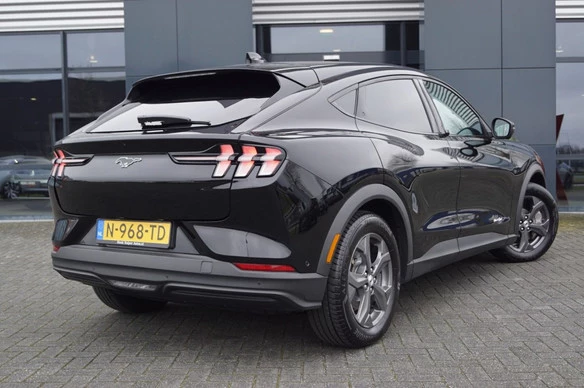 Ford Mustang Mach-E - Afbeelding 9 van 30